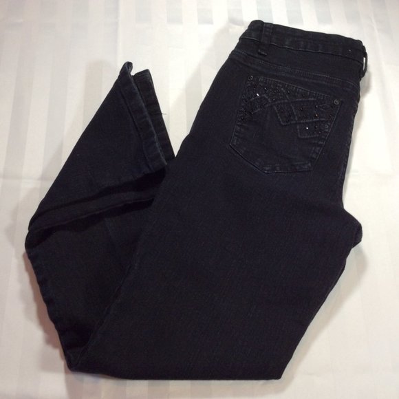 *Host Pick* Ladies Black Jeans w/ Sparkle Pocket Details - Picture 1 of 3
